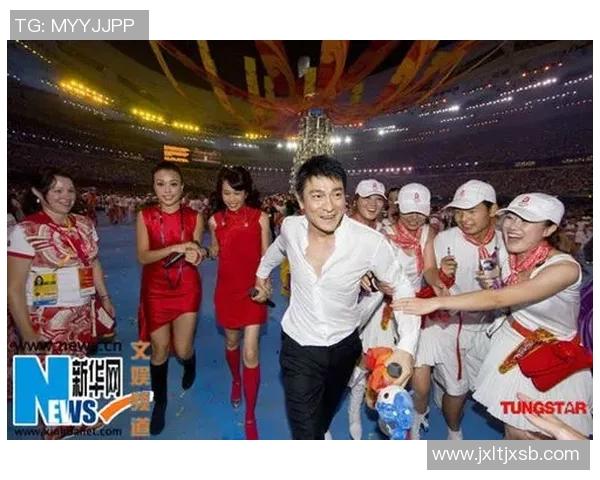 香港足球明星队刘德华携手球迷共创足球梦想盛宴